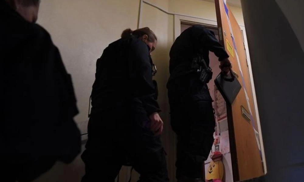 Σοκ στη Σουηδία: Κρατούσε τον γιό της αιχμάλωτο για 28 χρόνια (βίντεο)